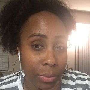 Meet your Posher, Arniece